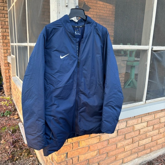 New Nike Blue Team Bomber Down Full Zip Jacket Mens Size X-Large Chest 44”-48.5” - Picture 3 of 13